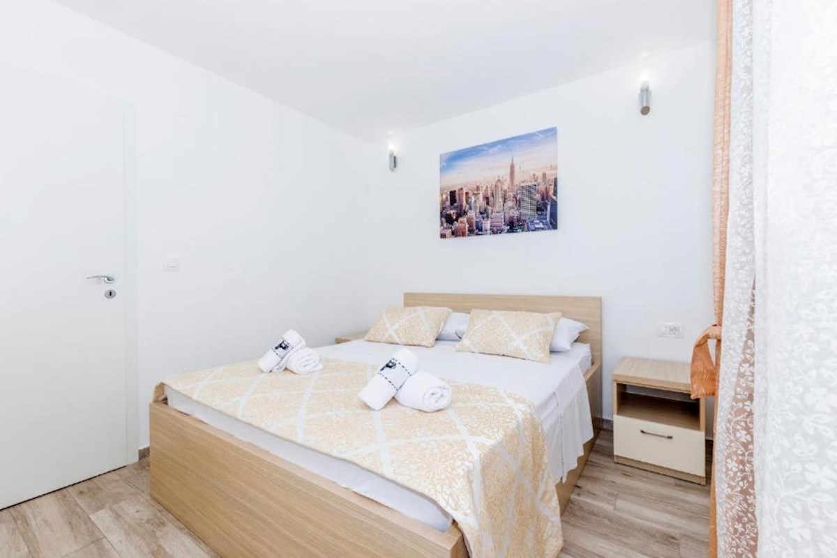 Appartamento Ristrutturato con Cortile in una Zona Prestigiosa – Meje/Zvončac, Spalato