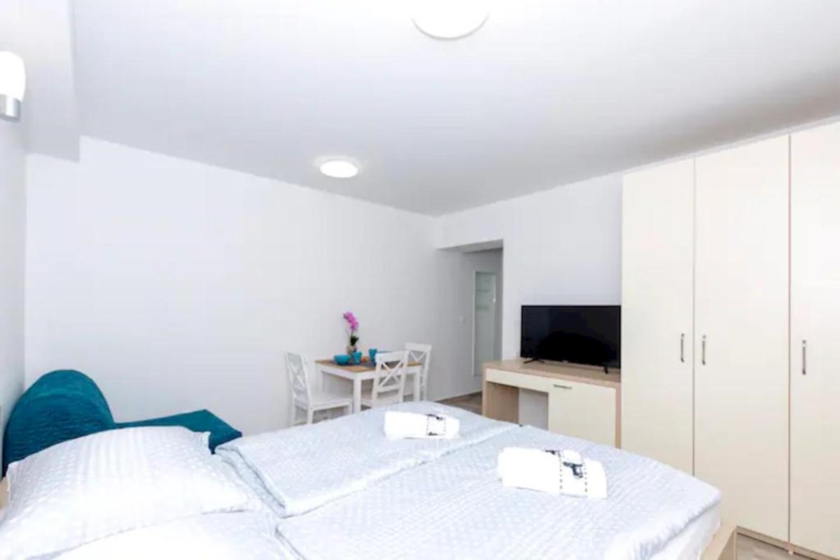 Appartamento Ristrutturato con Cortile in una Zona Prestigiosa – Meje/Zvončac, Spalato