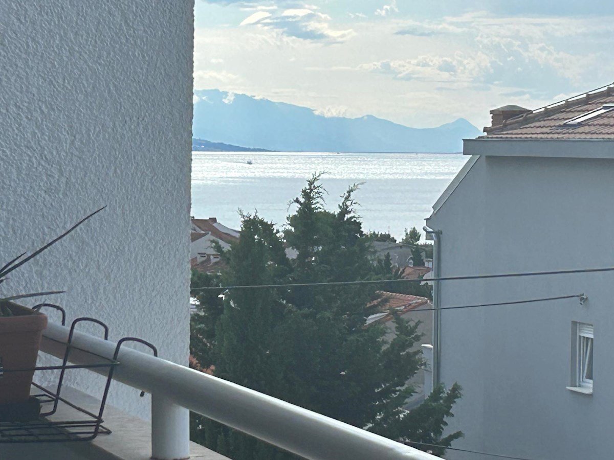 Ampio appartamento con vista mare parziale – Bačvice, Spalato