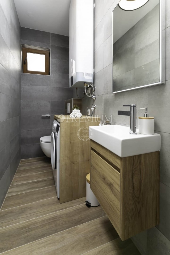 Malinska, esclusiva casa di stile con aista mare!