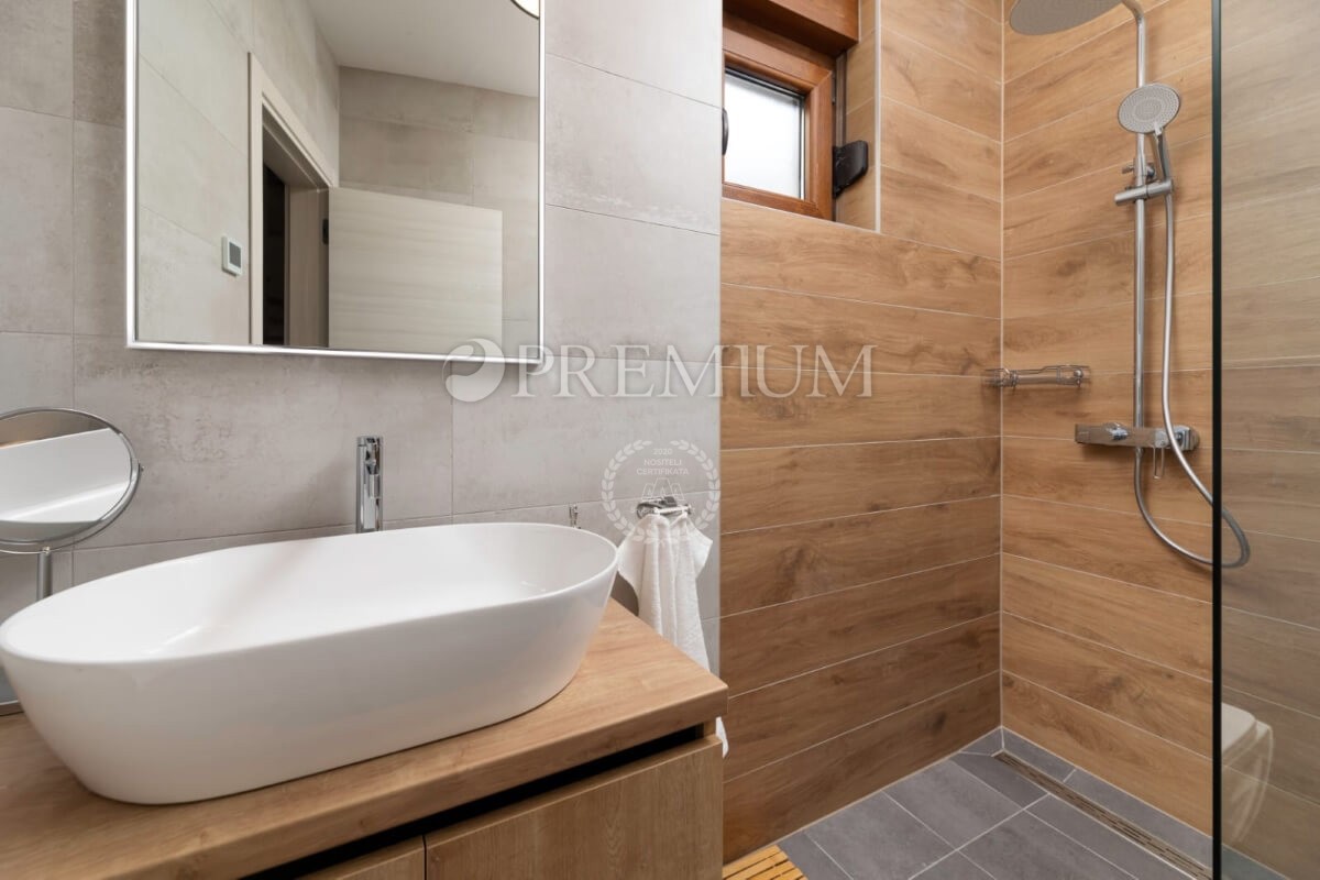 Malinska, esclusiva casa di stile con aista mare!