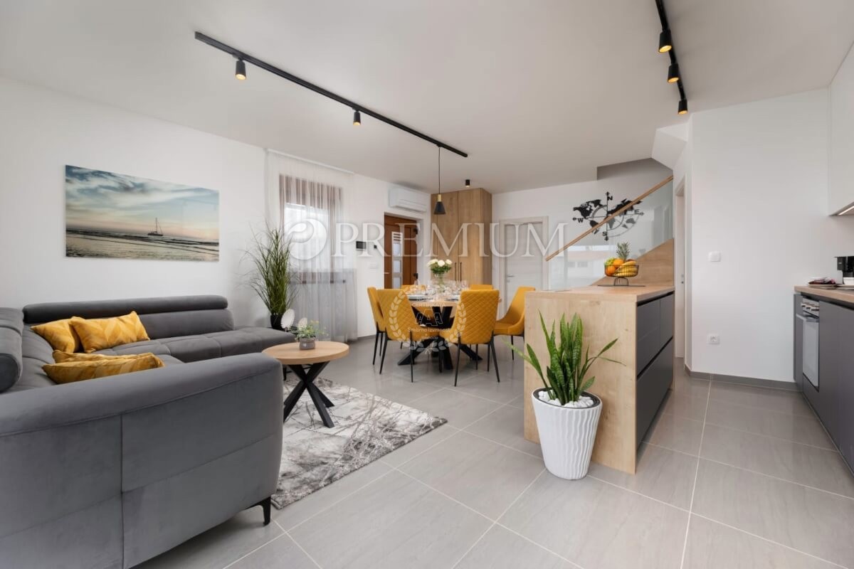 Malinska, esclusiva casa di stile con aista mare!