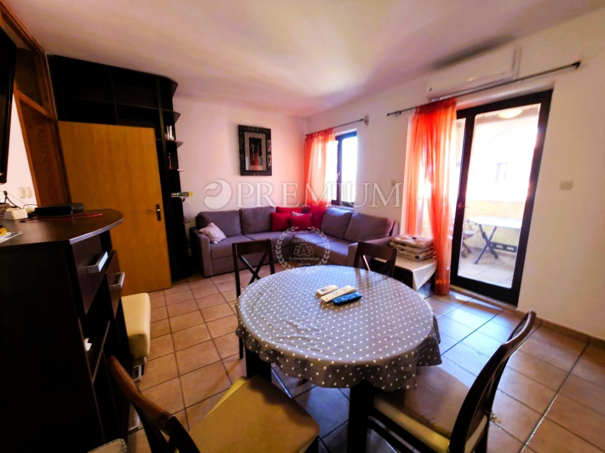 Malinska, appartamento con vista mare, 46,30 m²