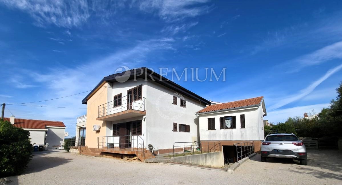 Punat, casa con piscina, vicino al mare!