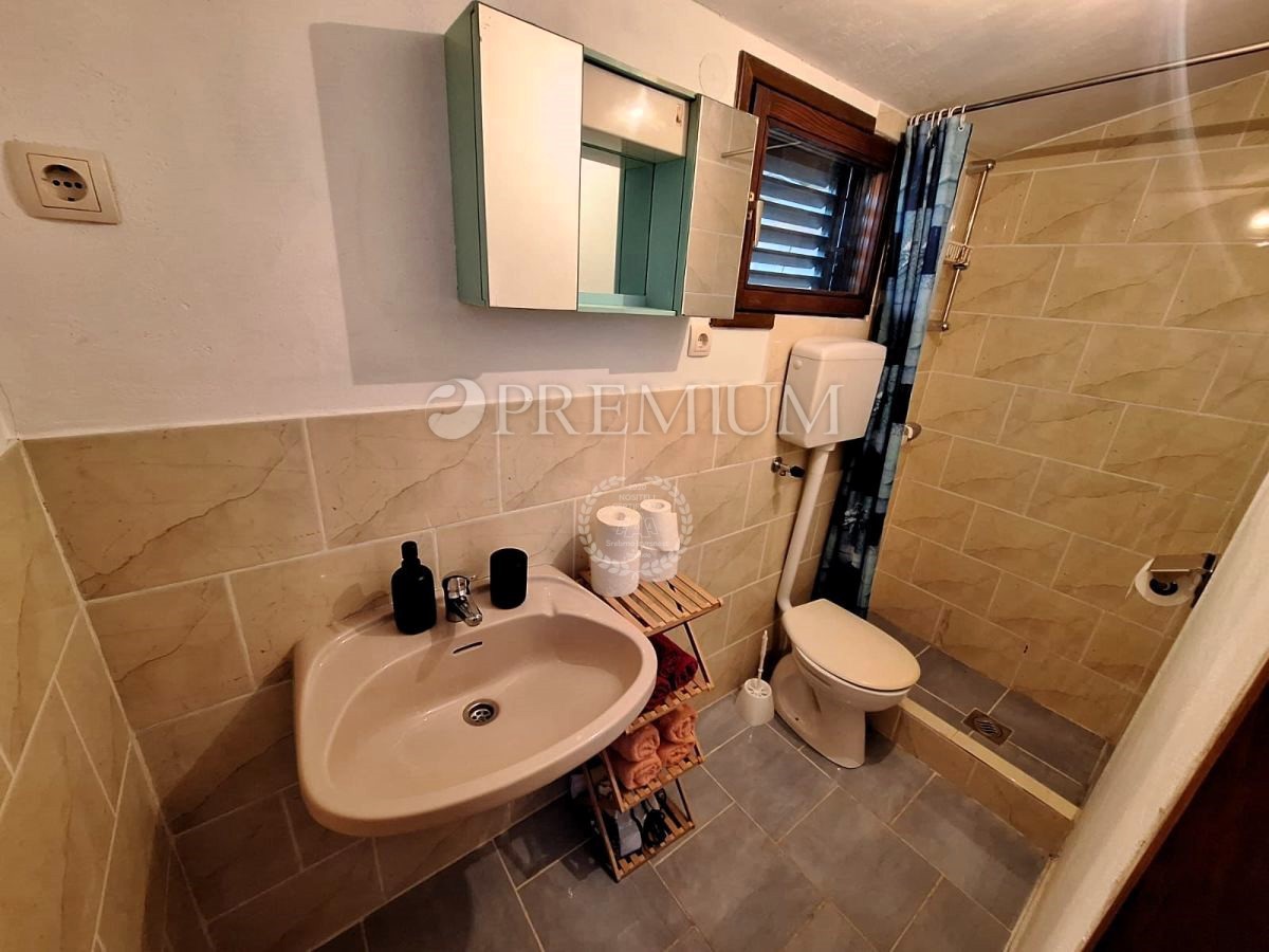 Zona Malinska, casa indipendente da ristrutturare!