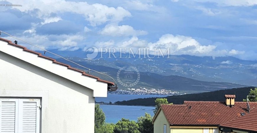 Čižići, appartamento con parziale vista mare e giardino!