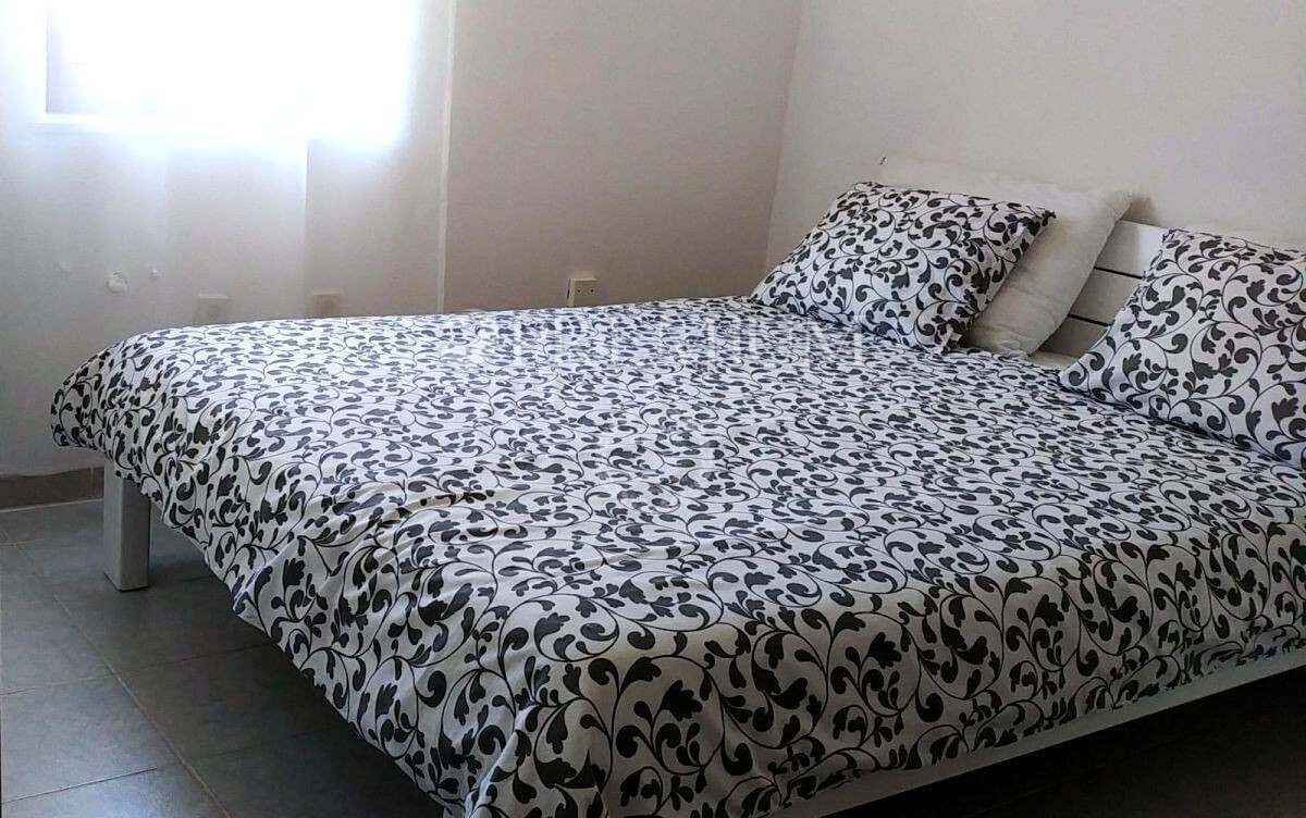 Krk, Città – Appartamento al Piano Terra!