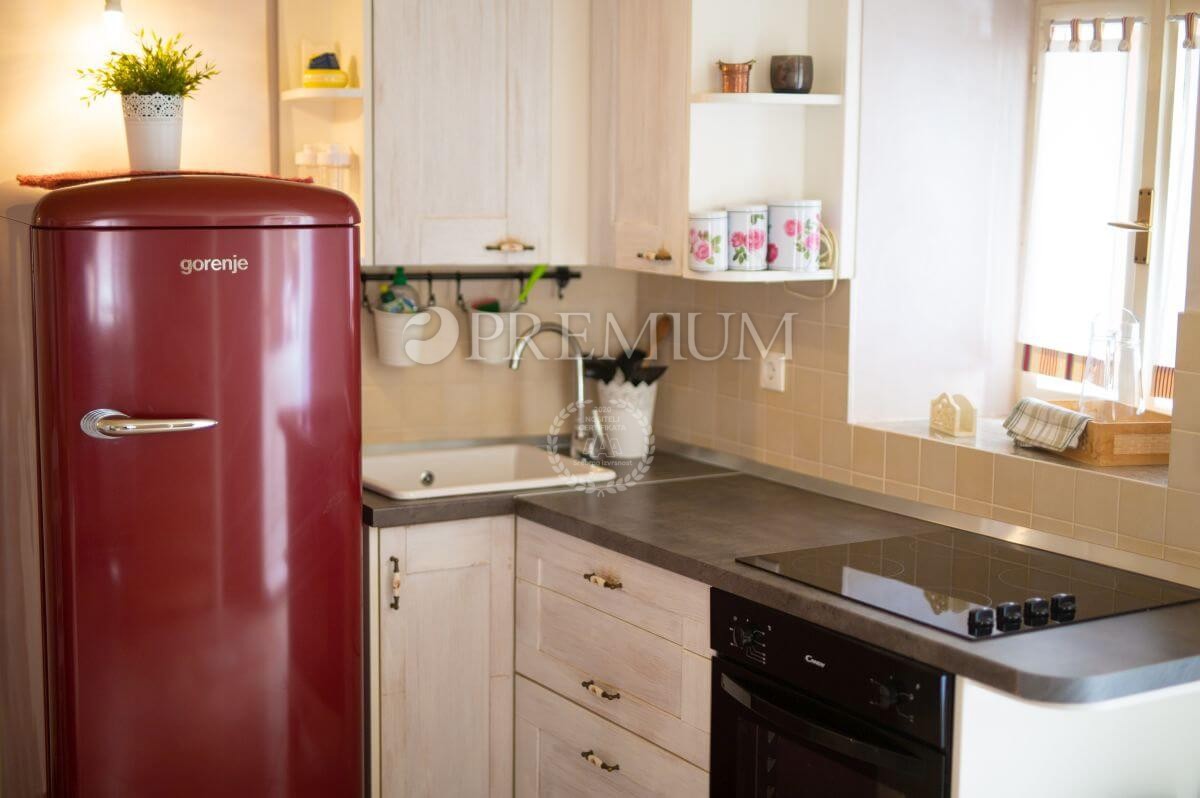 Vrbnik, casa in pietra ristrutturata nel centro storico