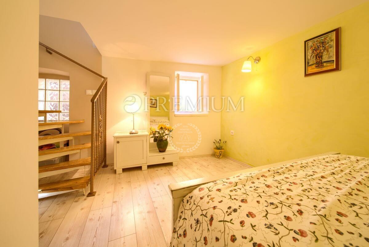 Vrbnik, casa in pietra ristrutturata nel centro storico