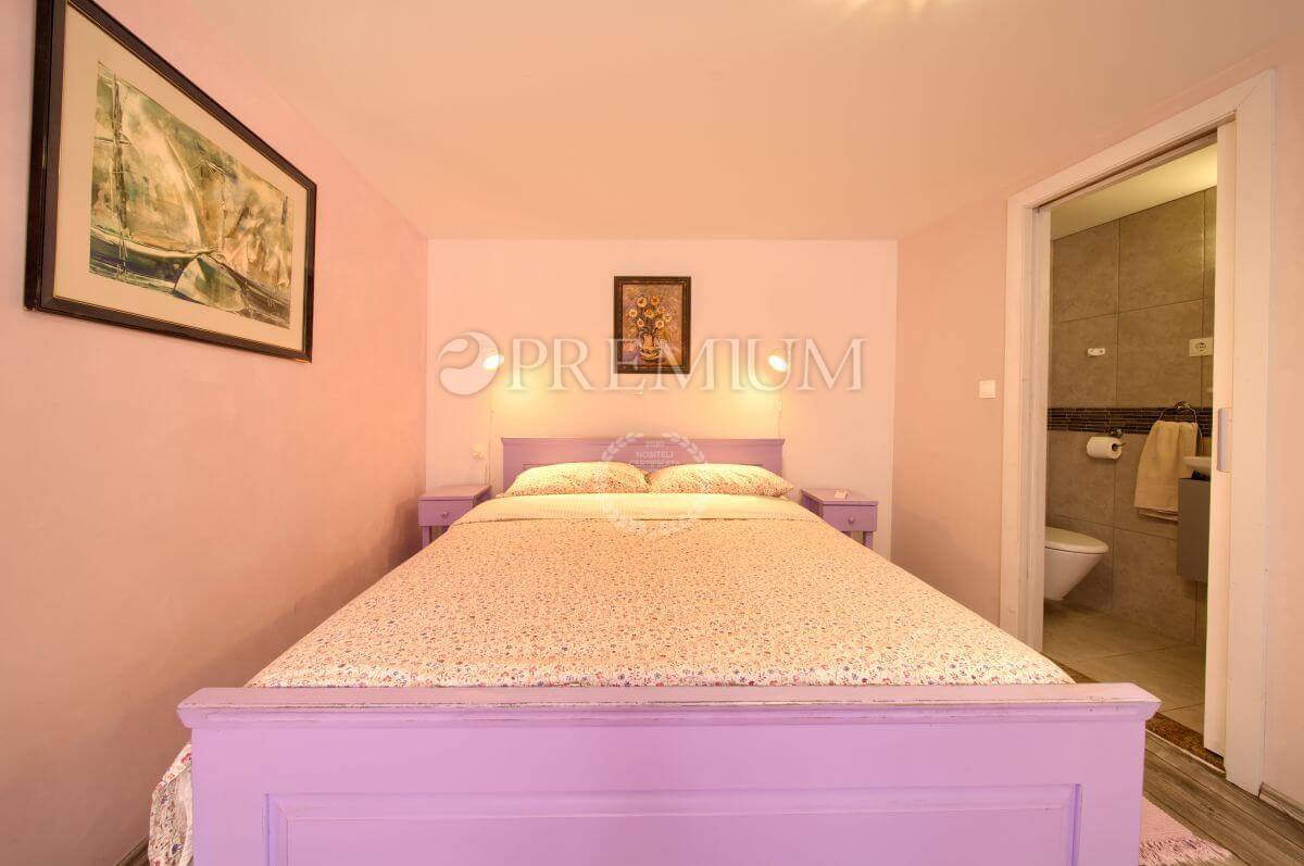 Vrbnik, casa in pietra ristrutturata nel centro storico