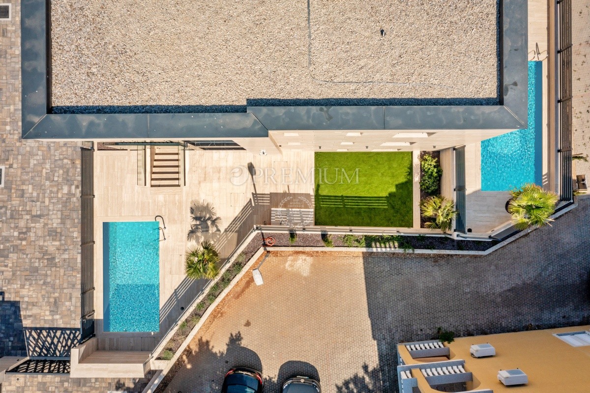 Malinska, vendita, appartamento al piano terra di una nuova costruzione, con giardino e piscina!