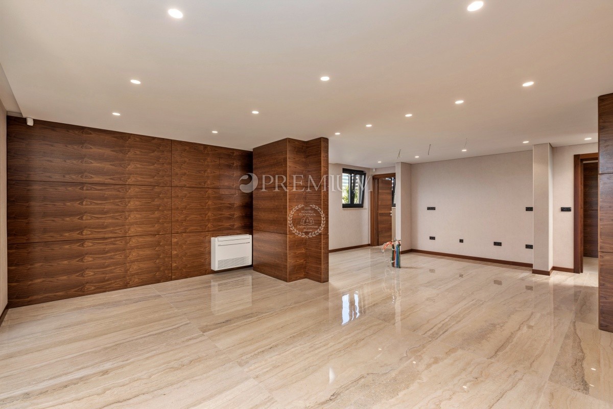 Malinska, vendita, appartamento al piano terra di una nuova costruzione, con giardino e piscina!