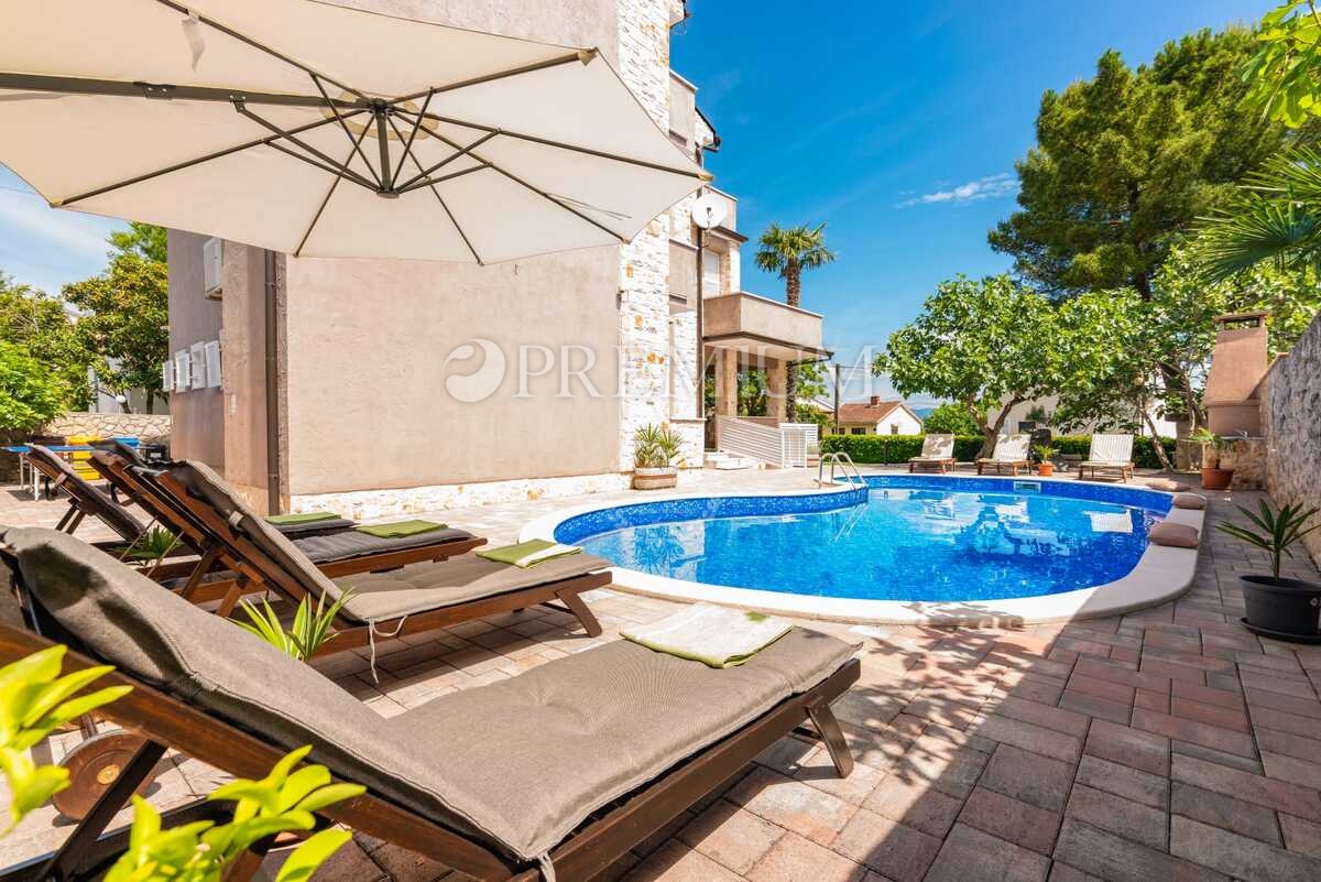 Malinska, casa indipendente con piscina e vista mare!