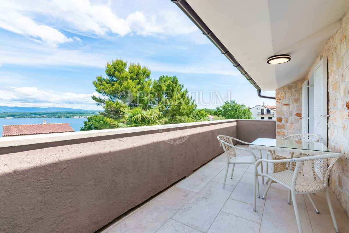 Malinska, casa indipendente con piscina e vista mare!