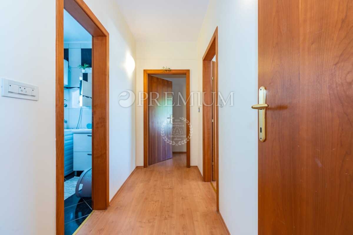 Malinska, casa indipendente con piscina e vista mare!