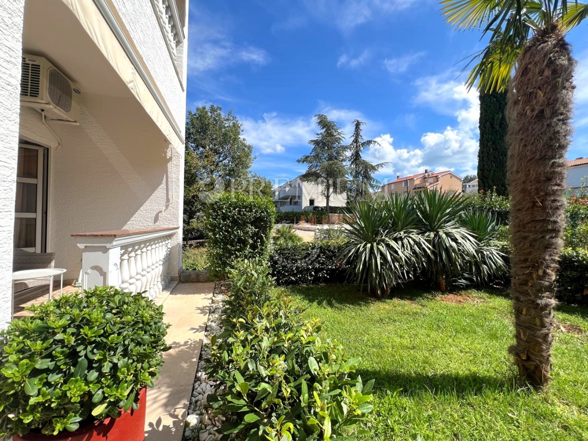 Malinska, appartamento con giardino, vicino al mare!