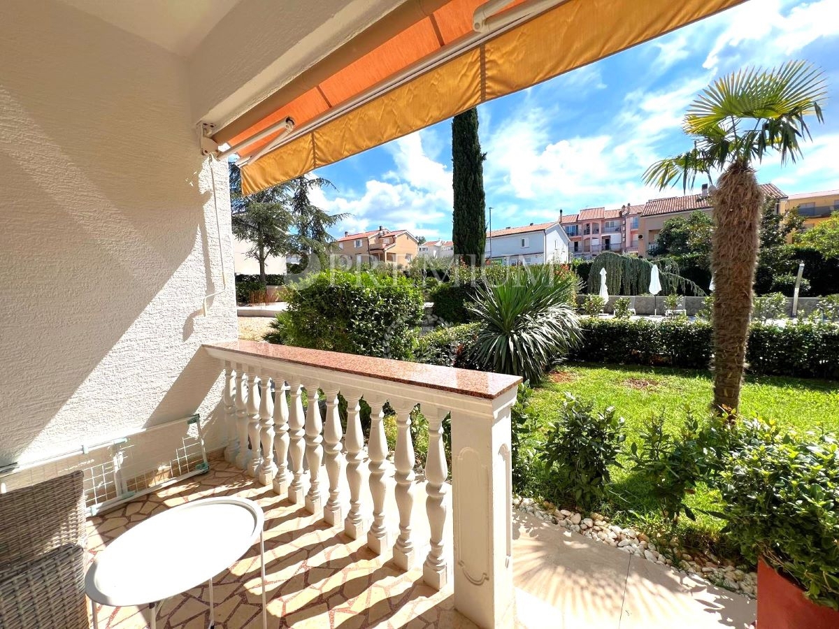 Malinska, appartamento con giardino, vicino al mare!