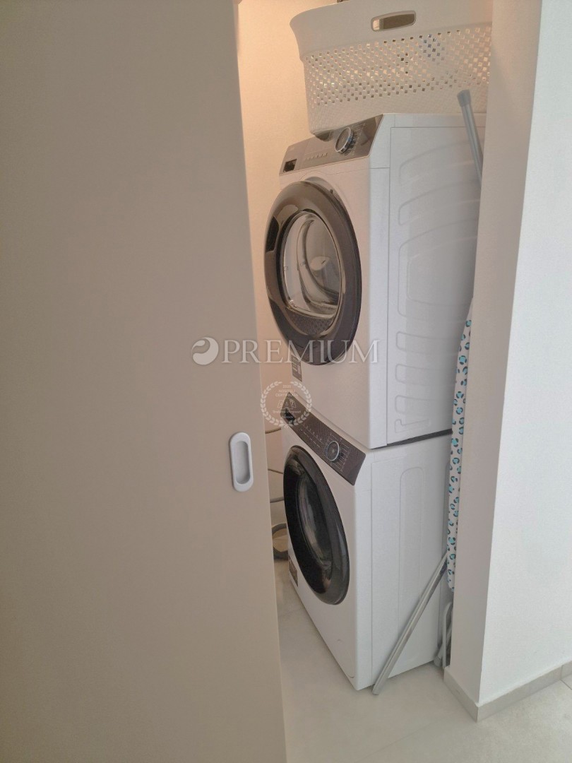 Omišalj, un nuovo edificio esclusivo con piscina!