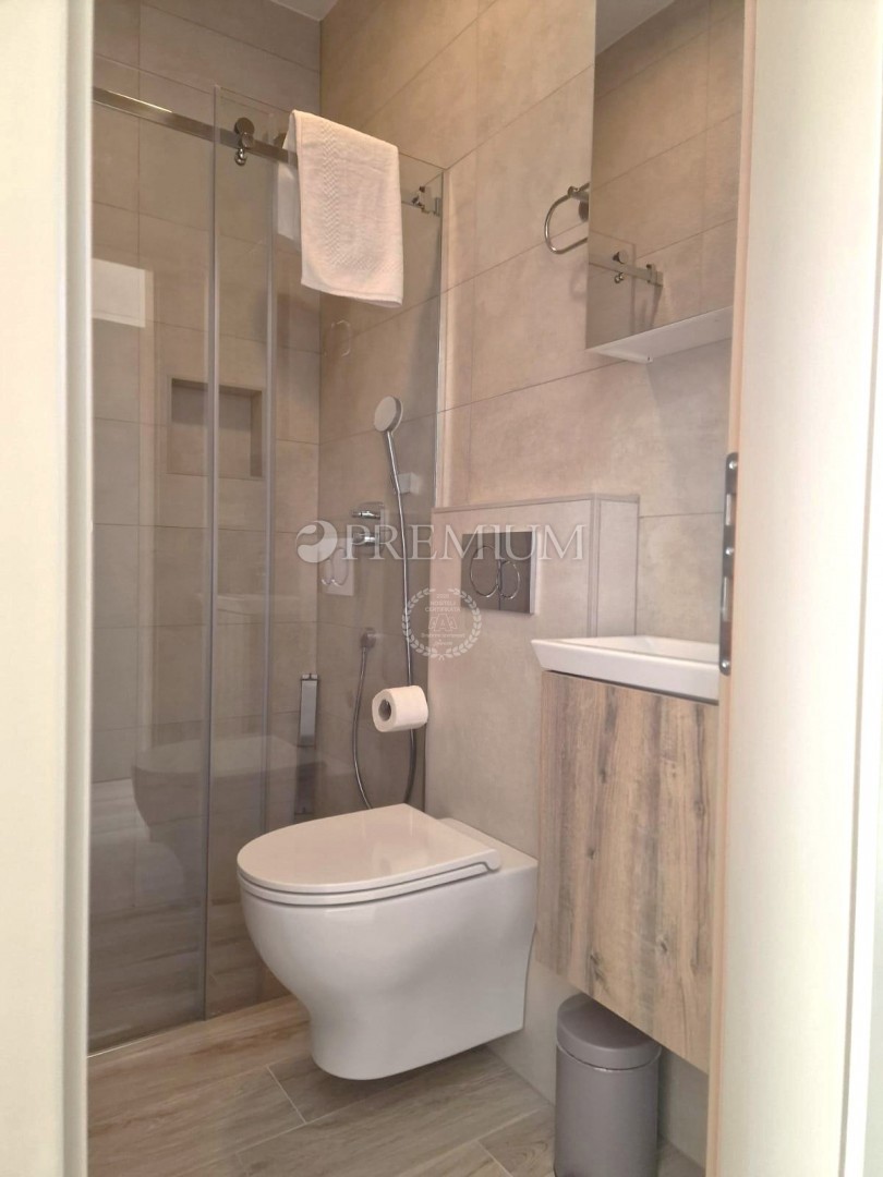 Omišalj, un nuovo edificio esclusivo con piscina!