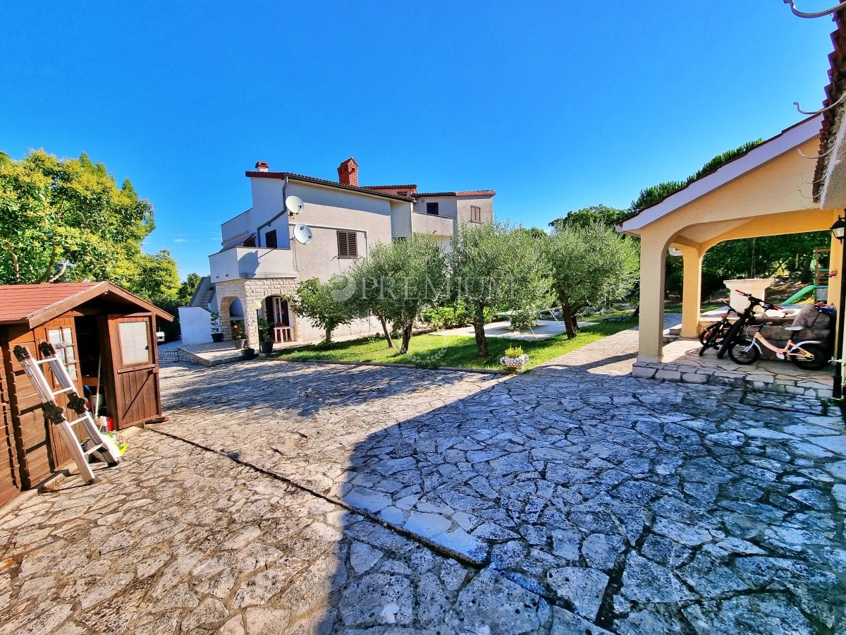 Dintorni di Malinska, casa indipendente con ampio giardino!