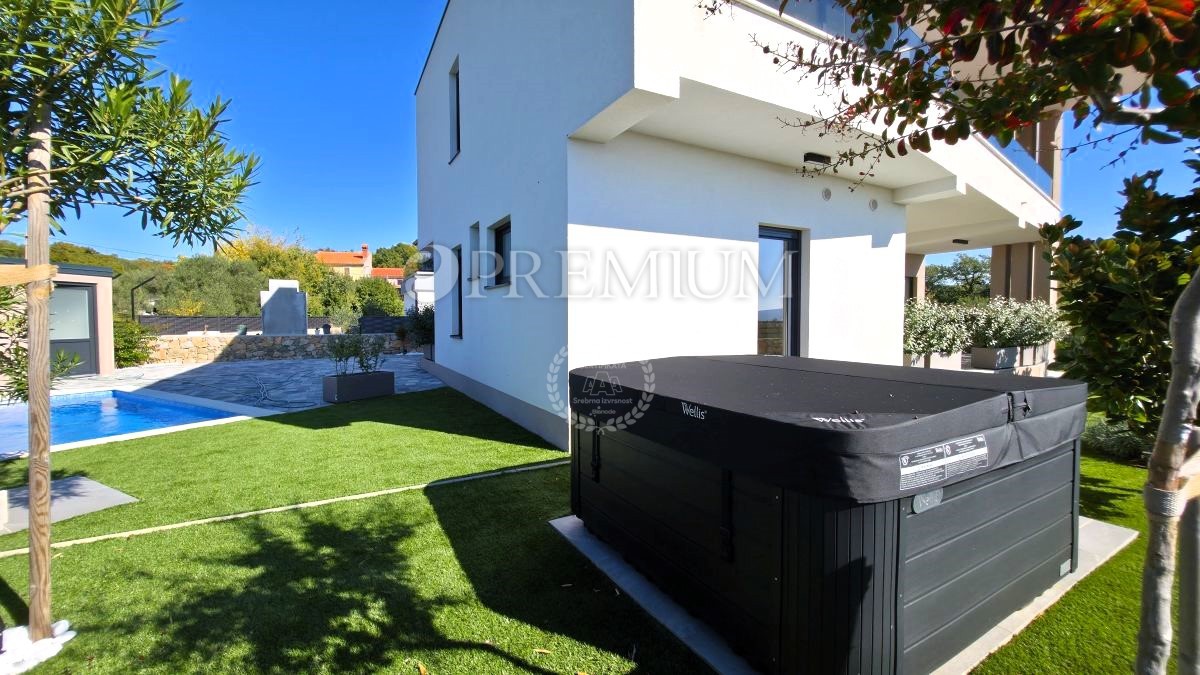 Krk, dintorni, edificio nuovo e moderno con vista panoramica sul mare!