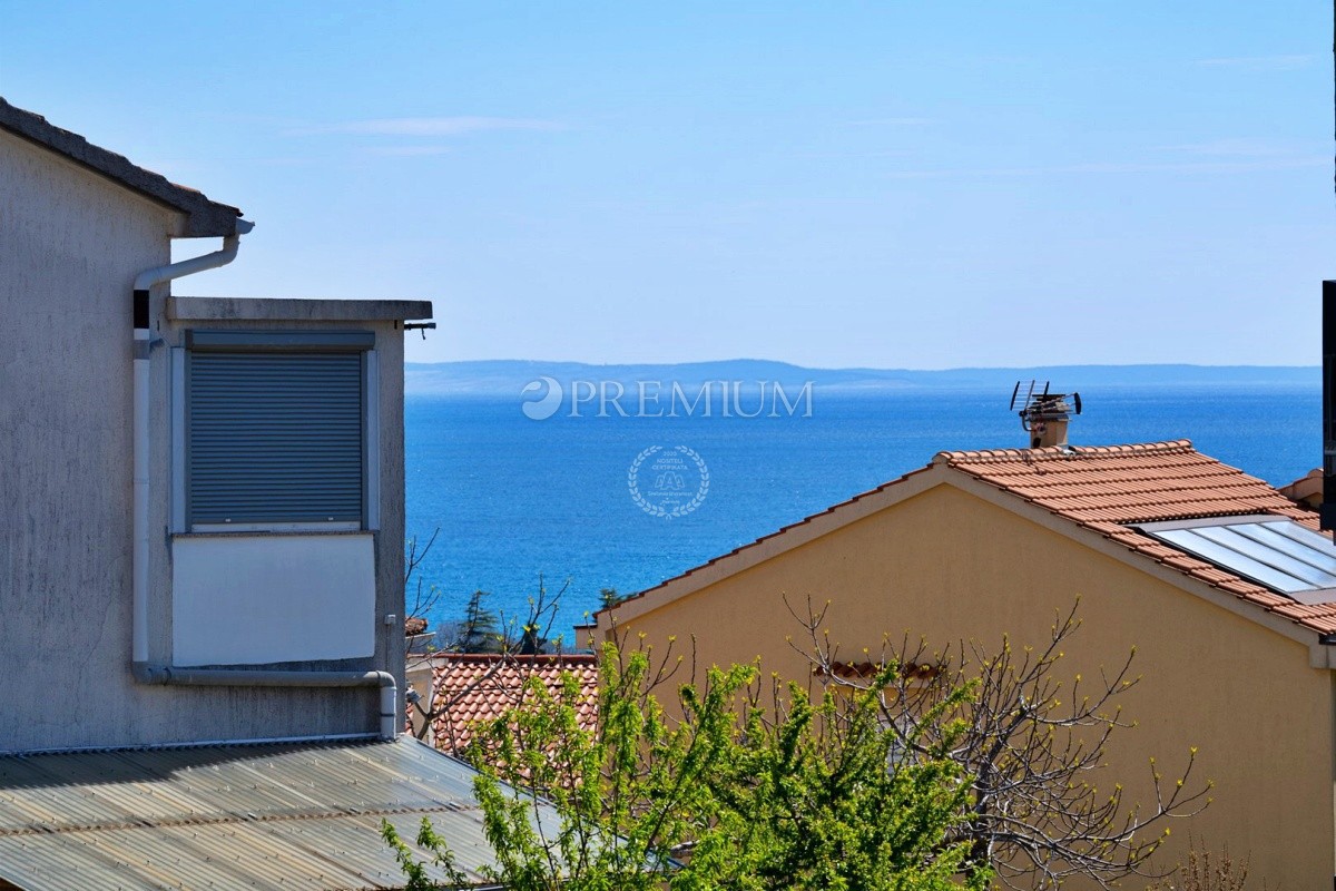 Krk, appartamento moderno con piscina e benessere, vista mare!