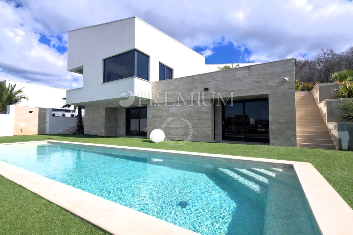 Malinska, casa di lusso con vista mare!