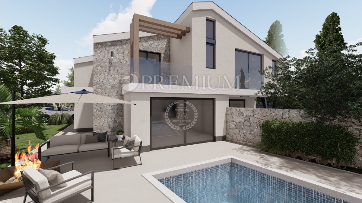 Malinska, casa con piscina al confine della zona edificabile!