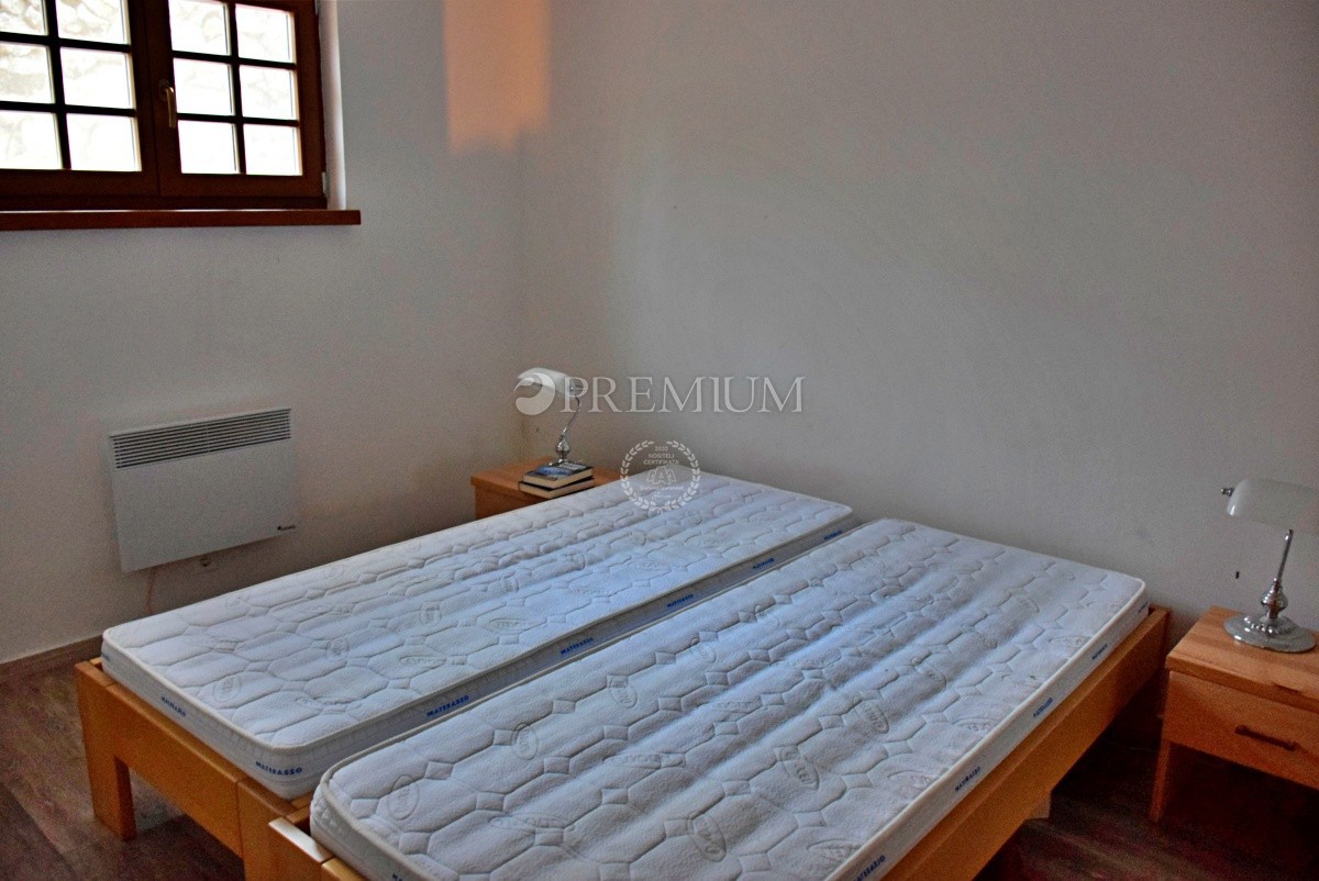 Vecchia casa di pietra Malinska, Malinska-Dubašnica, 144m2