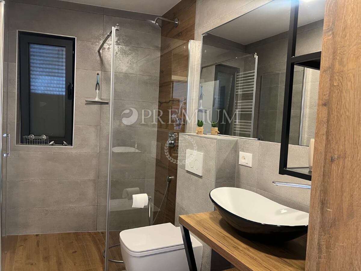 Malinska, arredato con lusso con vista mare!