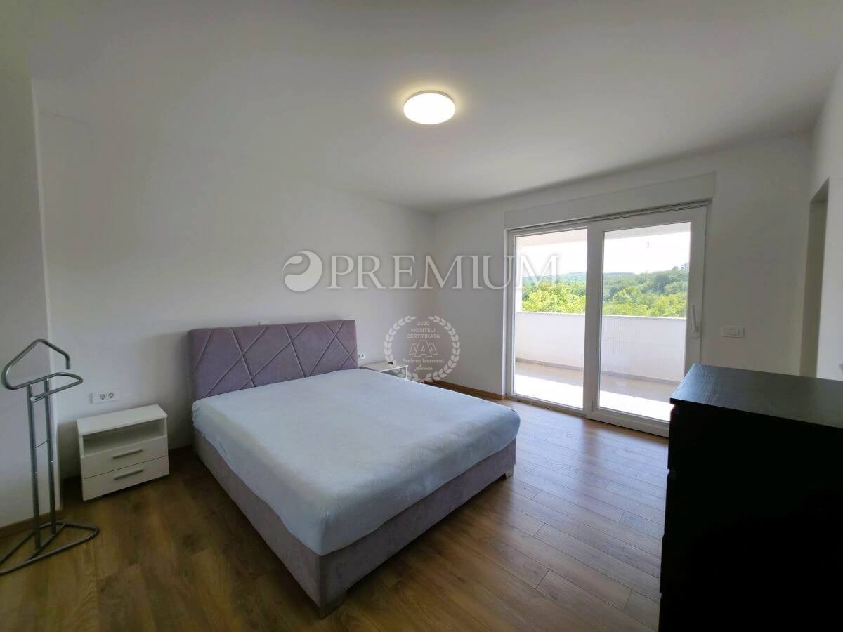 Vrbnik, casa nuova tranquilla con vista mare