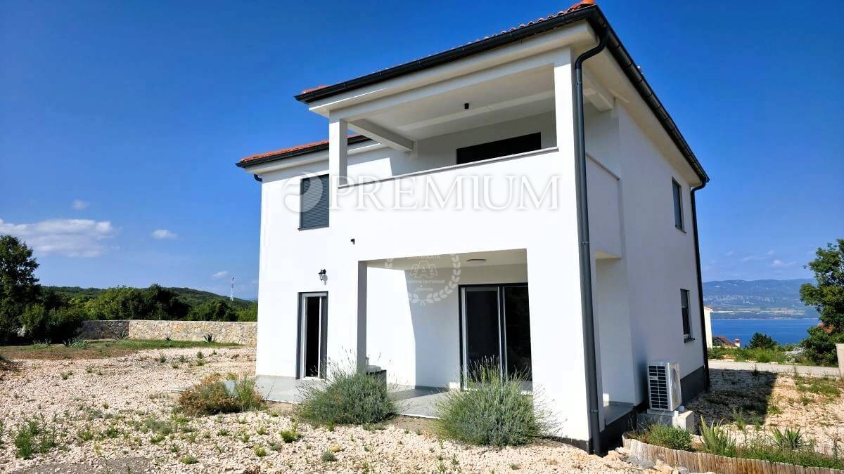 Vrbnik, casa nuova tranquilla con vista mare