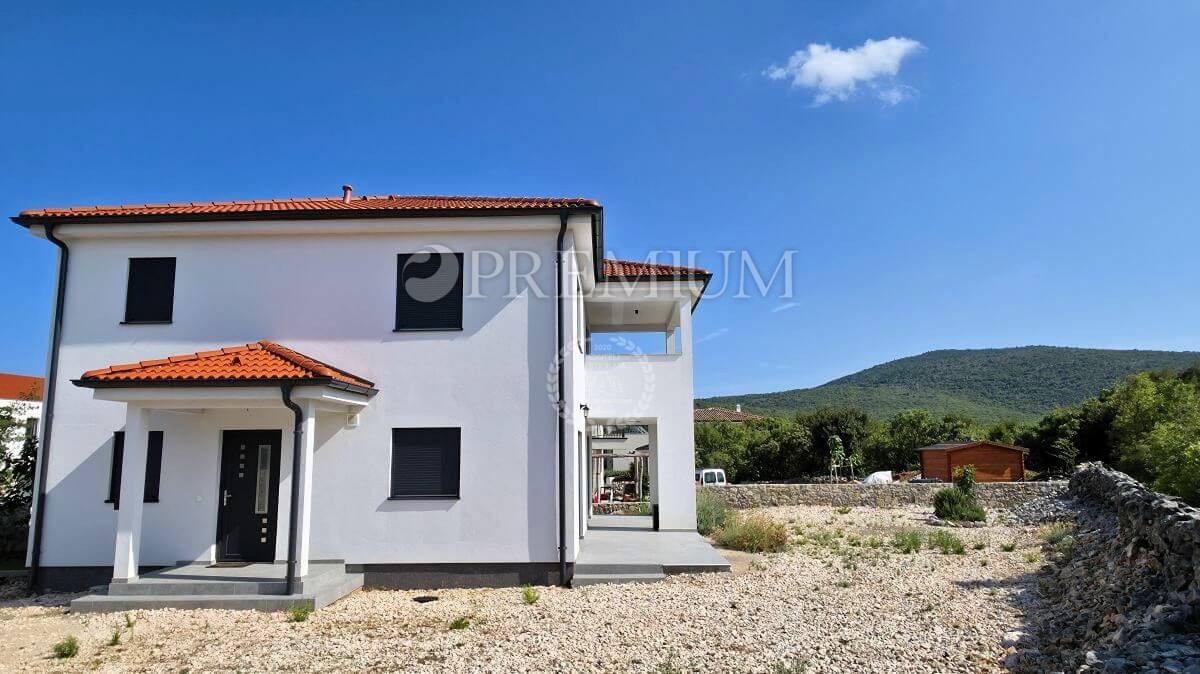 Vrbnik, casa nuova tranquilla con vista mare