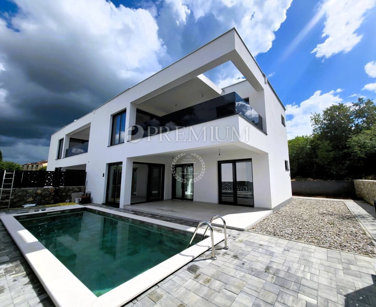 Malinska, casa moderna con piscina e giardino!