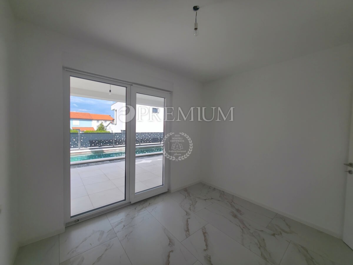 Malinska, casa moderna con piscina e giardino!