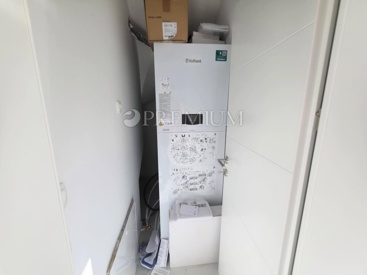 Malinska, casa moderna con piscina e giardino!