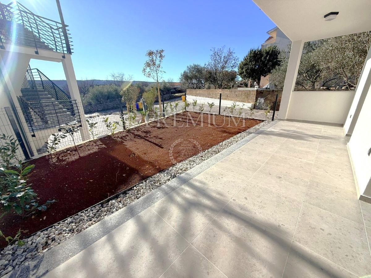 Čižići, nuova costruzione, appartamento a piano terra!