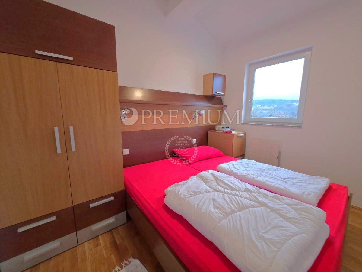 Malinska, appartamento con vista mare vicino al centro!