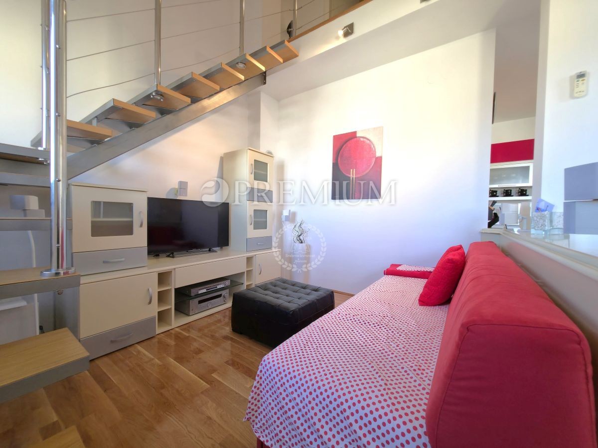 Malinska, appartamento con vista mare vicino al centro!