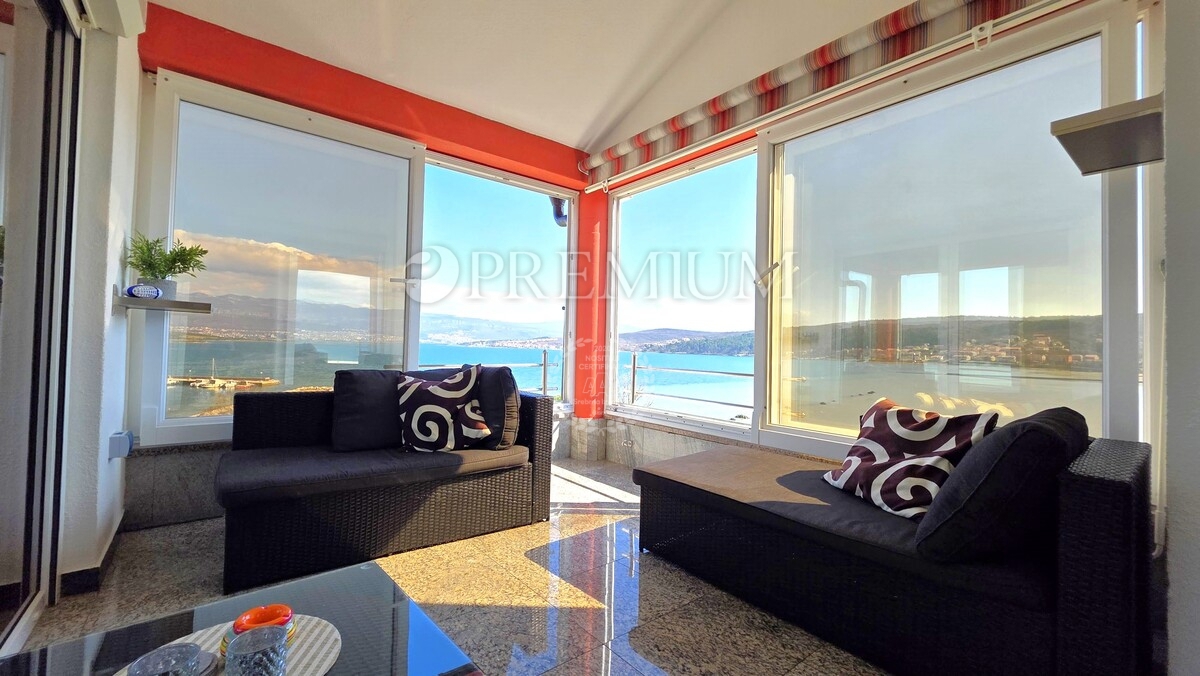 Isola di Krk, Baia Soline appartamento prima linea mare!