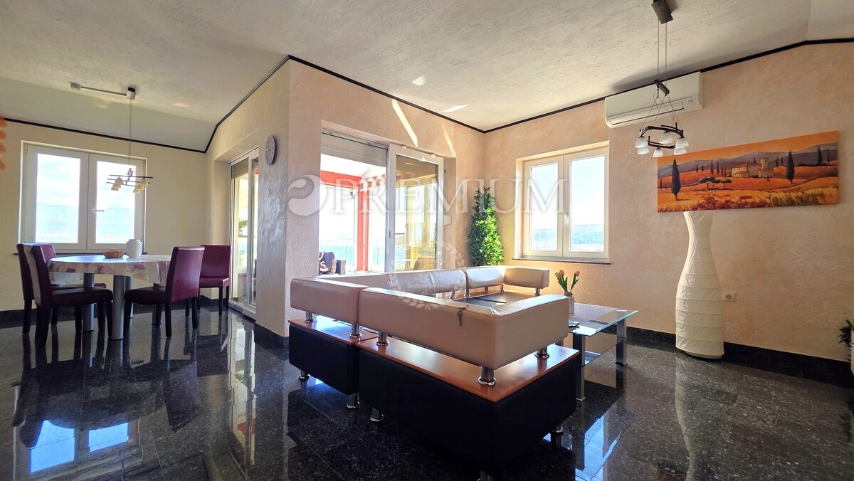 Isola di Krk, Baia Soline appartamento prima linea mare!