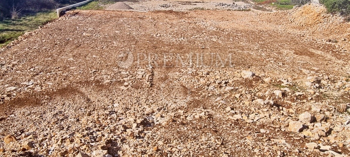 Malinska, dintorni, terreno edificabile in una posizione ambita!