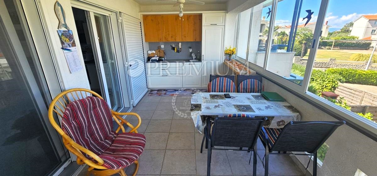 Malinska, appartamento con vista mare, a 200 m dal mare!