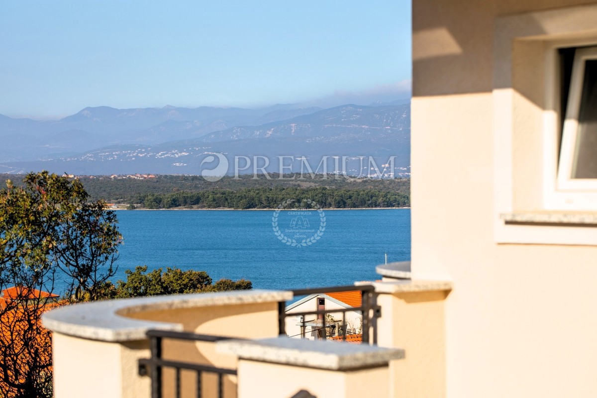 Klimno, casa indipendente con vista panoramica