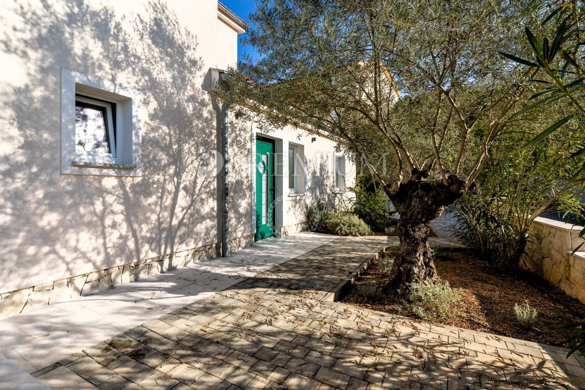 Klimno, casa indipendente con vista panoramica