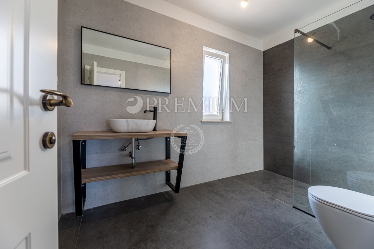 Klimno, casa indipendente con vista panoramica