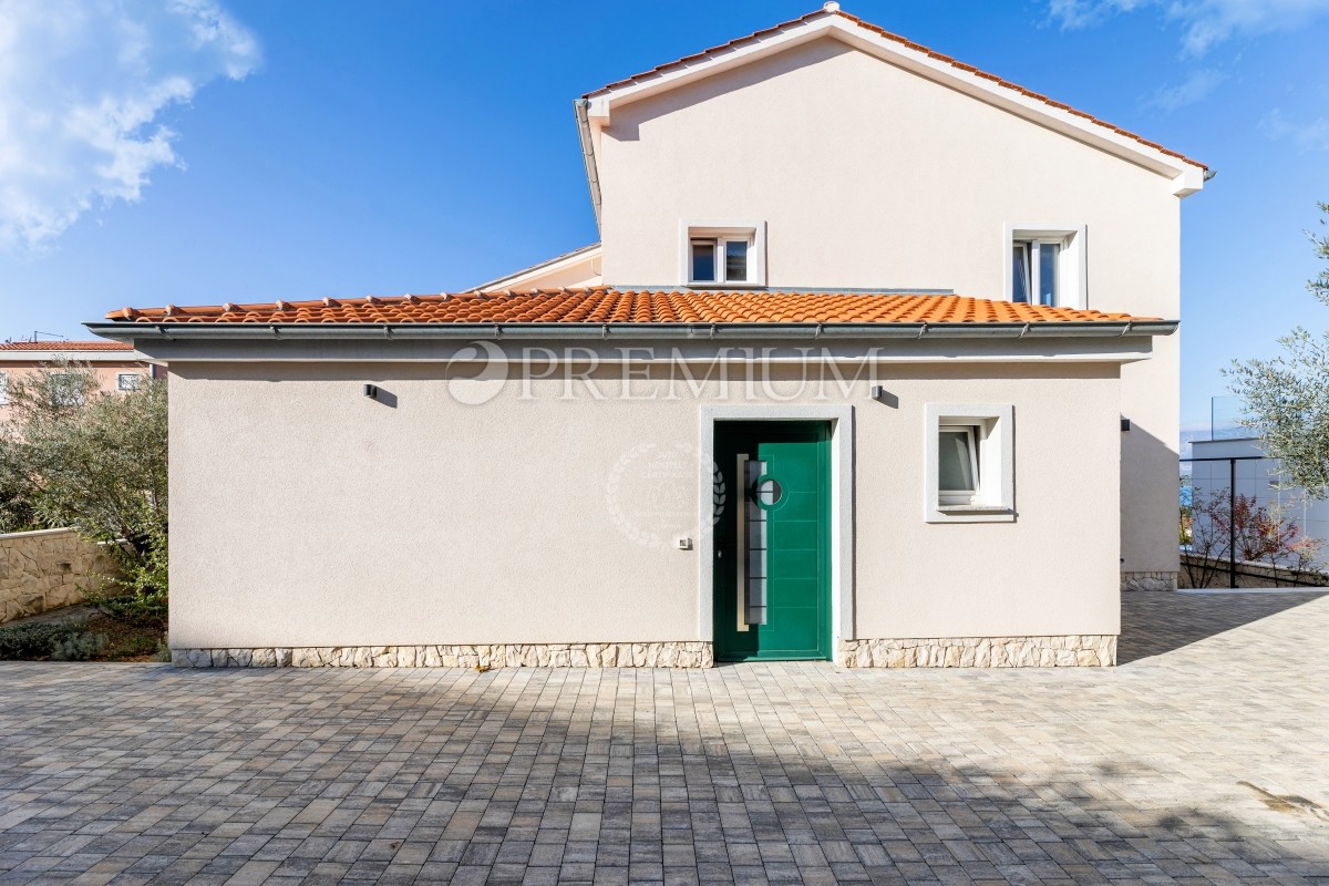 Klimno, casa indipendente con vista panoramica