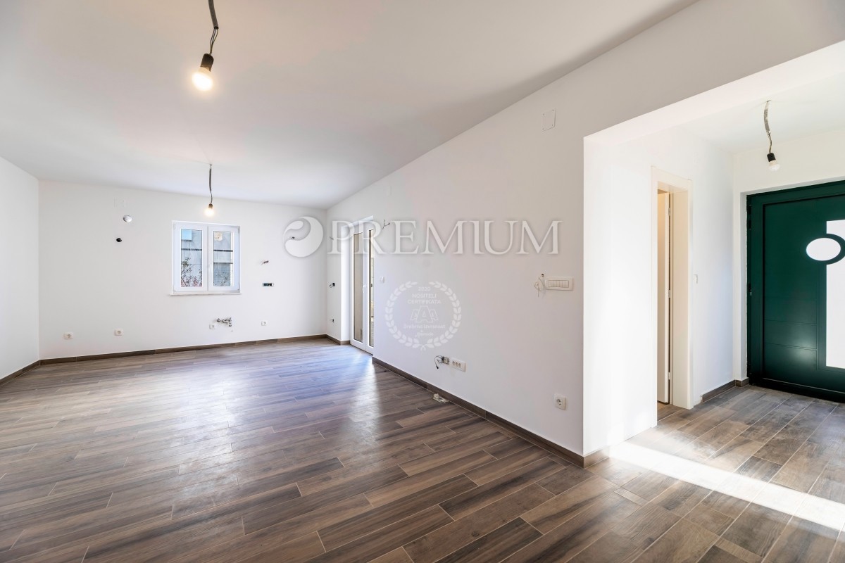 Klimno, casa indipendente con vista panoramica