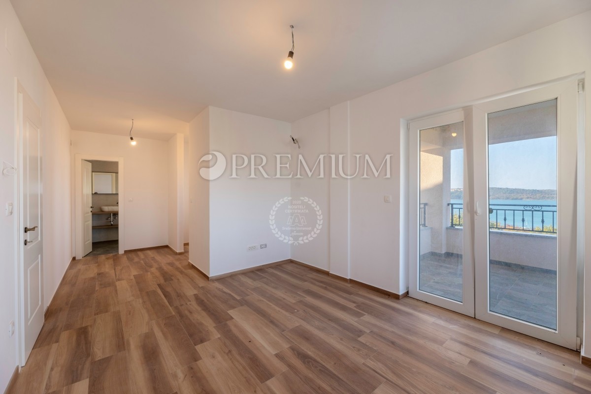 Klimno, casa indipendente con vista panoramica