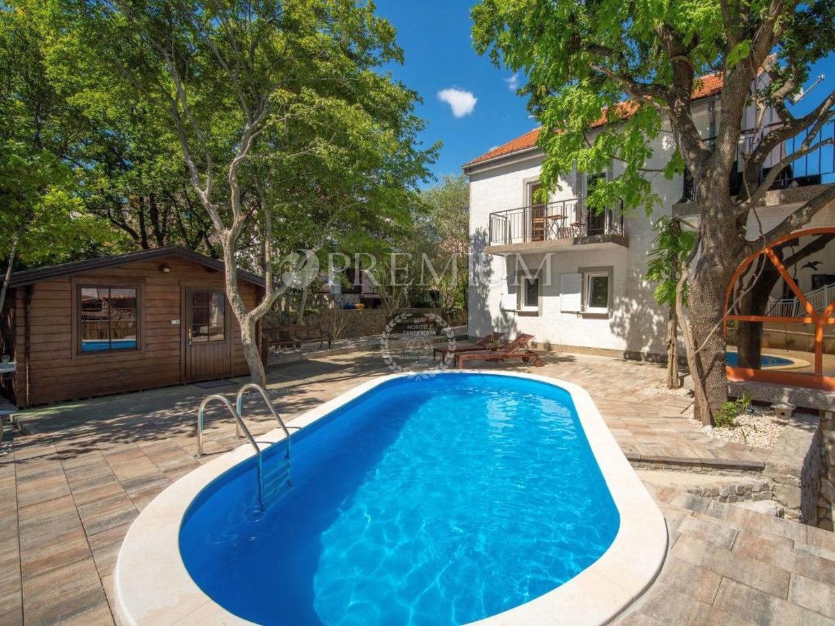 Punat, dintorni, casa indipendente con piscina!